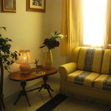 Hostel Veronique Firenze Bagian luar foto