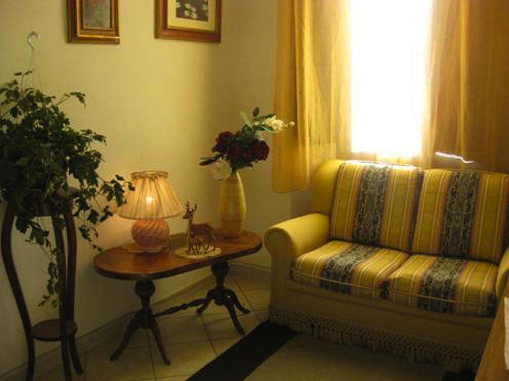 Hostel Veronique Firenze Bagian luar foto